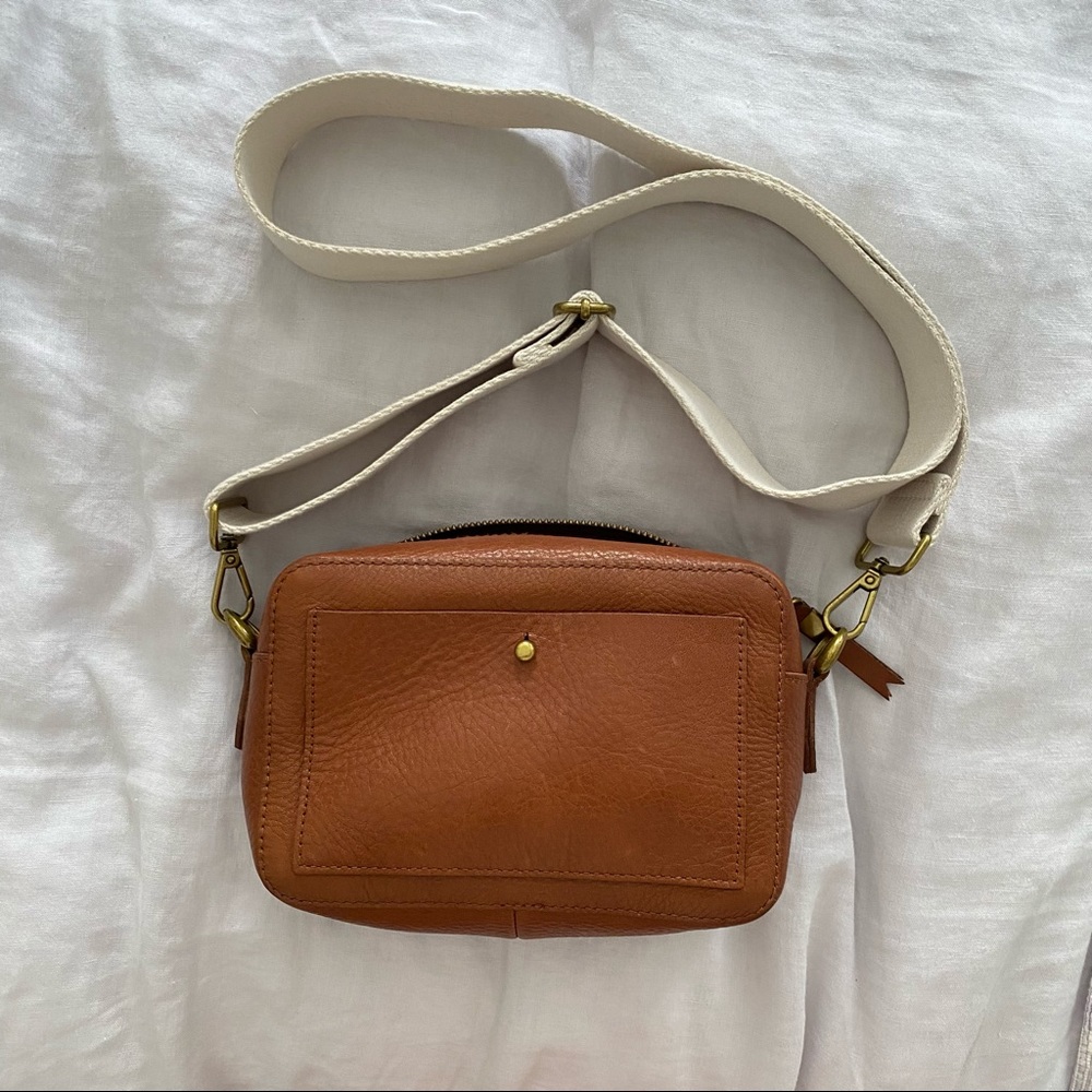 LIKE NEW Madewell Transport Camera Bag